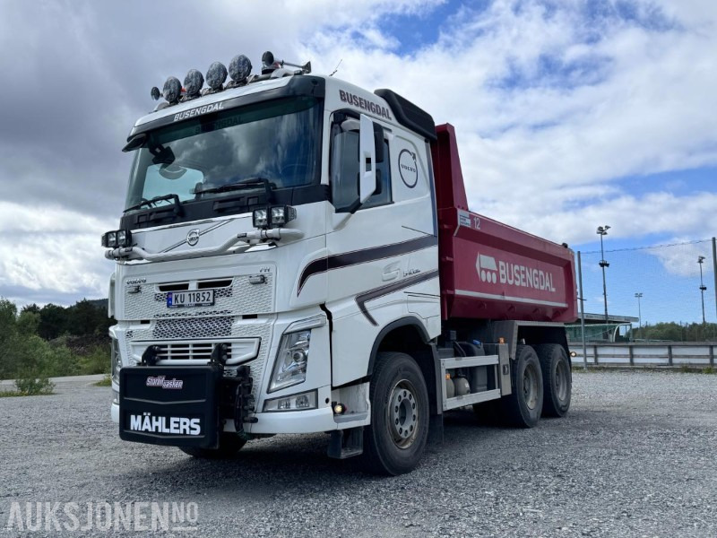 2021 Volvo FH540 - 6x4 - Brøyterigget tippbil - Kamion vetëshkarkues: foto 1 2021 Volvo FH540 - 6x4 - Brøyterigget tippbil - Kamion vetëshkarkues: foto 1