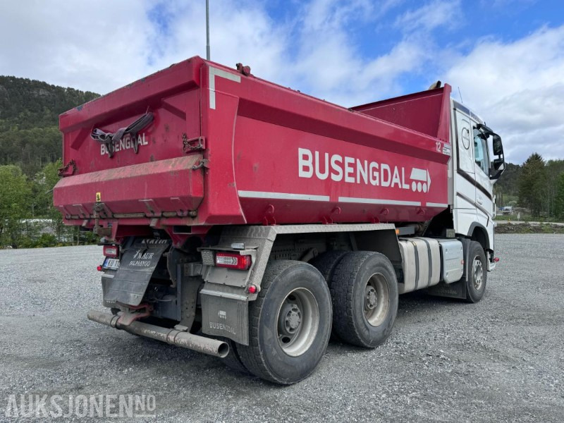 2021 Volvo FH540 - 6x4 - Brøyterigget tippbil - Kamion vetëshkarkues: foto 4 2021 Volvo FH540 - 6x4 - Brøyterigget tippbil - Kamion vetëshkarkues: foto 4