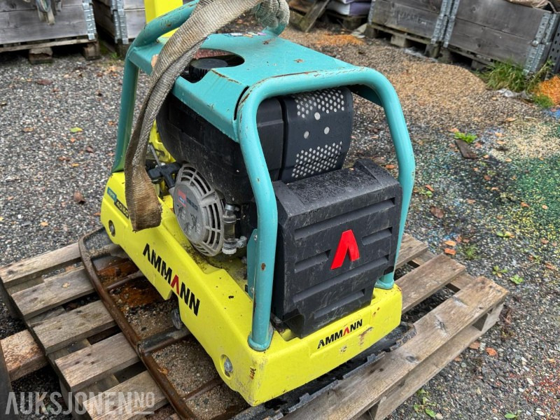 2022 AMMANN APR 40/60 HA vibroplate / 284kg - Rul: foto 3 2022 AMMANN APR 40/60 HA vibroplate / 284kg - Rul: foto 3