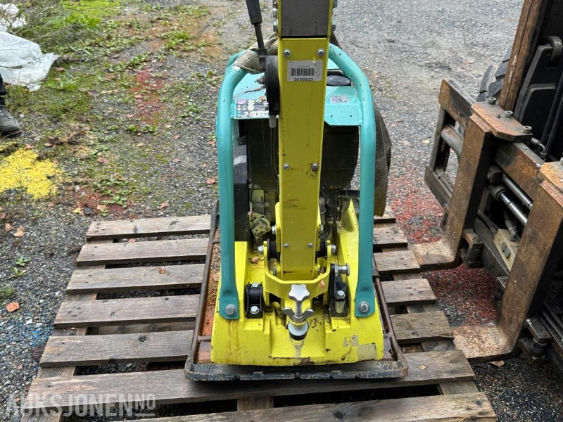 2022 AMMANN APR 40/60 HA vibroplate / 284kg - Rul: foto 5 2022 AMMANN APR 40/60 HA vibroplate / 284kg - Rul: foto 5