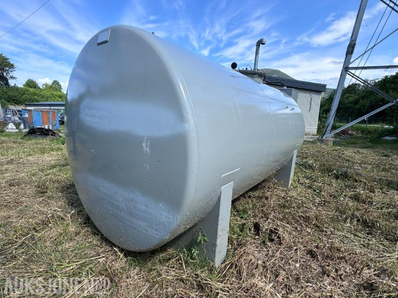 2022 Veratank 10.000 Liter - Dieseltank - Ståltank med dobbelvegg - HDM 80 eco Box - Piusi slangetrommel 10 m slange - OCIO Overfyllingsvern - Pajisje ndërtimi: foto 3 2022 Veratank 10.000 Liter - Dieseltank - Ståltank med dobbelvegg - HDM 80 eco Box - Piusi slangetrommel 10 m slange - OCIO Overfyllingsvern - Pajisje ndërtimi: foto 3