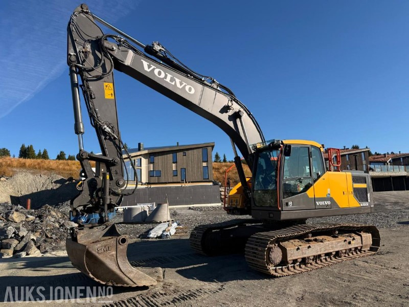 2022 Volvo EC220EL BELTEGRAVER ROTOTILT SERVICEHISTORIKK - Ekskavator: foto 2 2022 Volvo EC220EL BELTEGRAVER ROTOTILT SERVICEHISTORIKK - Ekskavator: foto 2