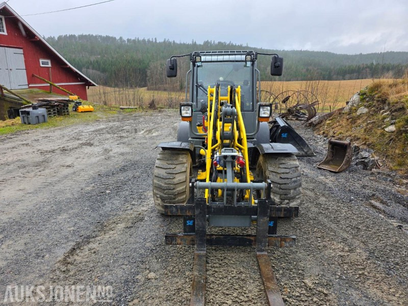 2022 Wacker Neuson WL 34 Hjullaster 485T KUN 2.15cm høy lasteskuffe og pallegaffel Hydraulisk HK Weidemann-feste - Fadrom me goma: foto 2 2022 Wacker Neuson WL 34 Hjullaster 485T KUN 2.15cm høy lasteskuffe og pallegaffel Hydraulisk HK Weidemann-feste - Fadrom me goma: foto 2