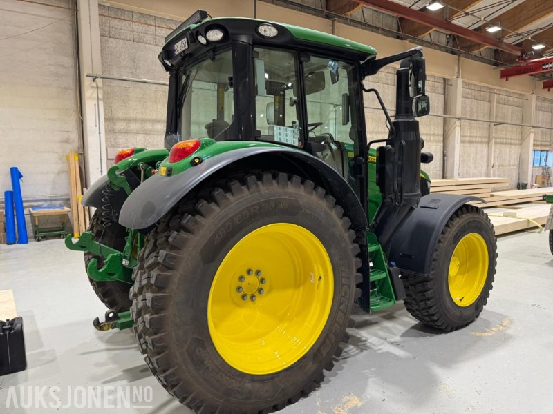 2023 John Deere 6100M TRAKTOR MED 2 SETT HJUL, KUN 1543 TIMER - Traktor: foto 5 2023 John Deere 6100M TRAKTOR MED 2 SETT HJUL, KUN 1543 TIMER - Traktor: foto 5