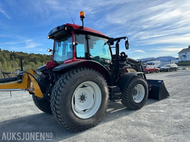 2023 Valtra A95 - Mye utstyr, lite brukt - Traktor: foto 3 2023 Valtra A95 - Mye utstyr, lite brukt - Traktor: foto 3