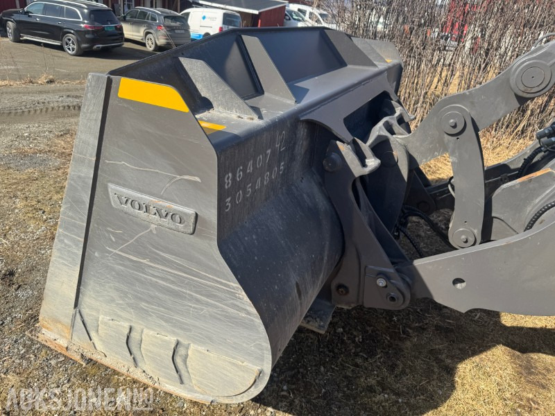 2024 Volvo L70H2 HJULLASTER MED SKUFFE, SETRALSMØRING, VEKT +++KUN 400 TIMER - Fadrom me goma: foto 4 2024 Volvo L70H2 HJULLASTER MED SKUFFE, SETRALSMØRING, VEKT +++KUN 400 TIMER - Fadrom me goma: foto 4