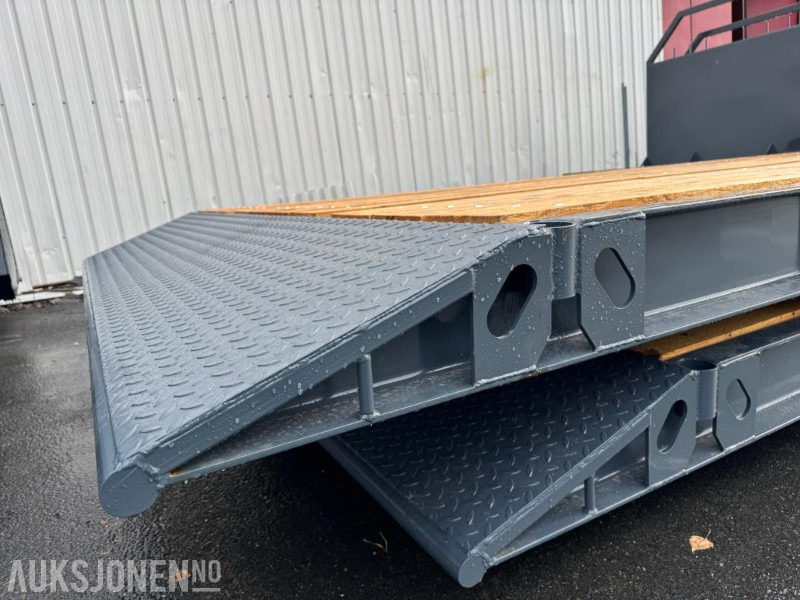 2025 NYTT Maskinflak med staker og låsbare skap - Kamion vetëngarkues: foto 5 2025 NYTT Maskinflak med staker og låsbare skap - Kamion vetëngarkues: foto 5