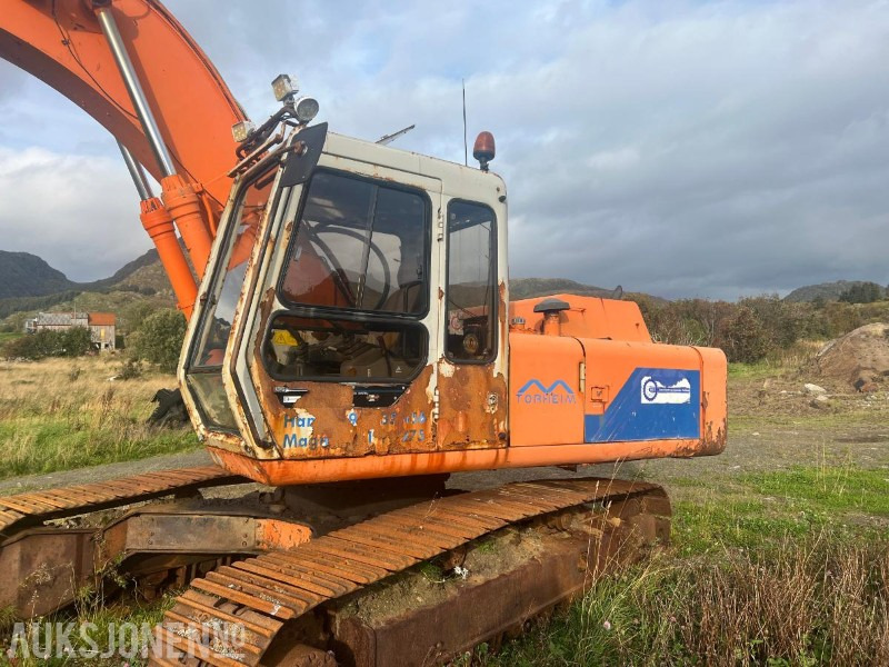 Ekskavator Fiat-Hitachi FH200LC.3 Gravemaskin: foto 1