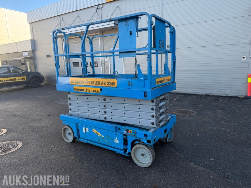 Genie GS3246 sakselift / 12 meter arbeidshøyde - Platformë ajrore: foto 3 Genie GS3246 sakselift / 12 meter arbeidshøyde - Platformë ajrore: foto 3