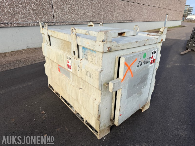 KN dieseltank 1000L med pumpe, filter, slange og pistol - Pajisje ndërtimi: foto 2 KN dieseltank 1000L med pumpe, filter, slange og pistol - Pajisje ndërtimi: foto 2