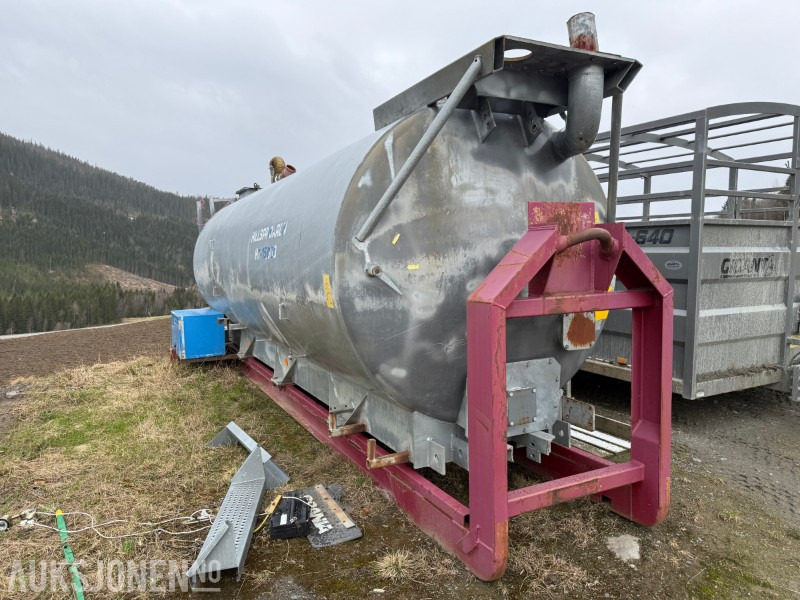15000L Hillspridaren tank på krokramme - Kamioni: foto 3 15000L Hillspridaren tank på krokramme - Kamioni: foto 3