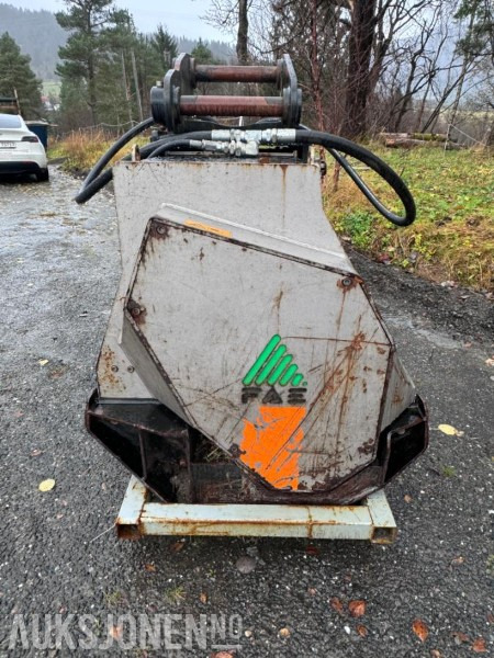 2016 FAE - UML/EX-150 VT - Krattknuser / Vegetasjonsfres med variabel transmisjon - S60 feste - Kokë për Makineri ndërtimi: foto 2 2016 FAE - UML/EX-150 VT - Krattknuser / Vegetasjonsfres med variabel transmisjon - S60 feste - Kokë për Makineri ndërtimi: foto 2