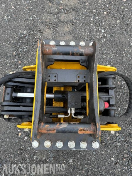 2024 Engcon TG25HD-S40 Tømmerklo / Tømmerklype - Nesten ikke brukt - S40 feste - Kokë për Makineri ndërtimi: foto 5 2024 Engcon TG25HD-S40 Tømmerklo / Tømmerklype - Nesten ikke brukt - S40 feste - Kokë për Makineri ndërtimi: foto 5