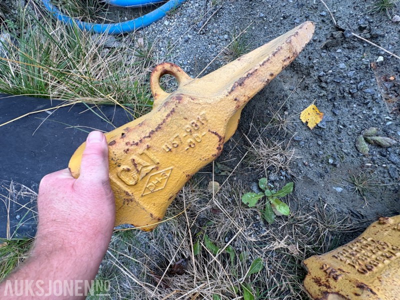 Cat graveskuffetenner til gravemaskin og/eller hjullaster - Kokë për Makineri ndërtimi: foto 4 Cat graveskuffetenner til gravemaskin og/eller hjullaster - Kokë për Makineri ndërtimi: foto 4