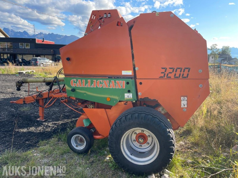 1999 Gallignani 3200 Rundballepresse selges som reparasjons objekt - Makineri bujqësore: foto 4 1999 Gallignani 3200 Rundballepresse selges som reparasjons objekt - Makineri bujqësore: foto 4