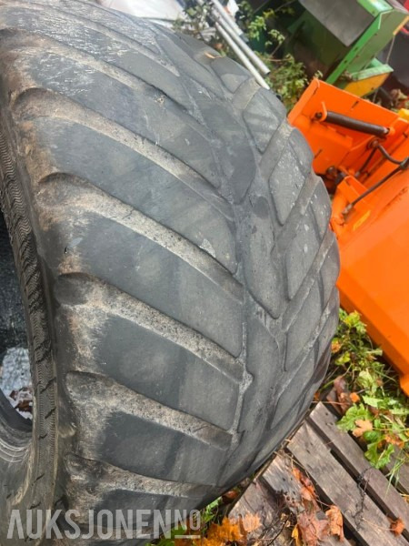 2 stk 2014 Nokian Contry king 560/45-22,5 - Stått på dumperhenger - Makineri bujqësore: foto 5 2 stk 2014 Nokian Contry king 560/45-22,5 - Stått på dumperhenger - Makineri bujqësore: foto 5