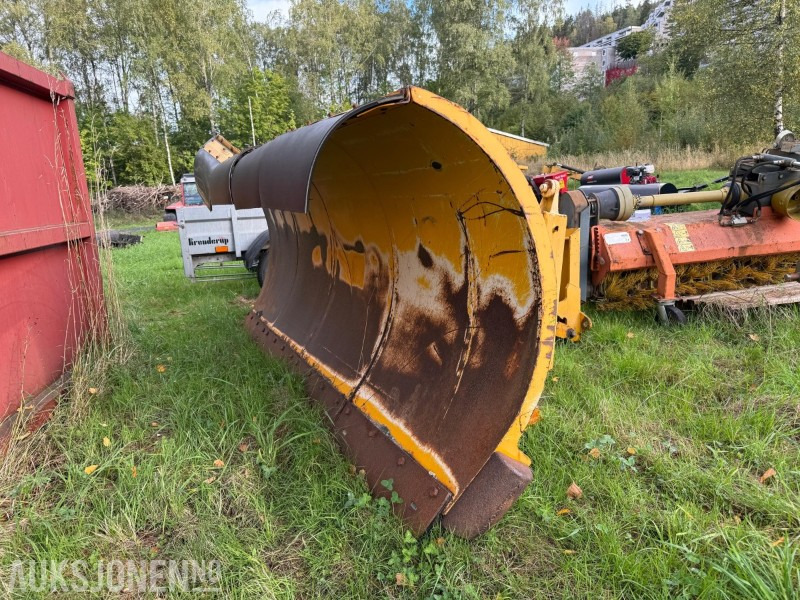 2002 Kahlbacher PRAXOS 270 Brøyteskjær - Makineri bujqësore: foto 1 2002 Kahlbacher PRAXOS 270 Brøyteskjær - Makineri bujqësore: foto 1