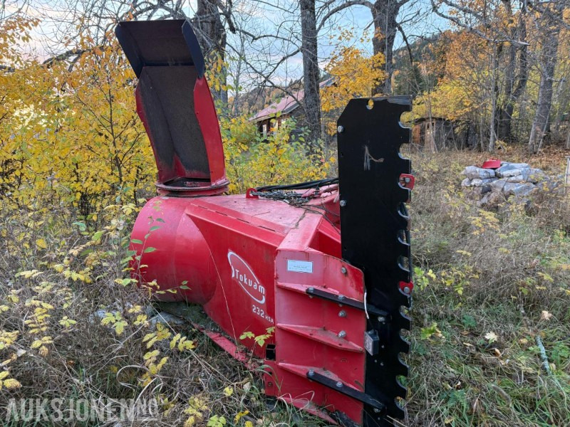 2008 Tokvam snøfreser 232HS - Makineri bujqësore: foto 4 2008 Tokvam snøfreser 232HS - Makineri bujqësore: foto 4