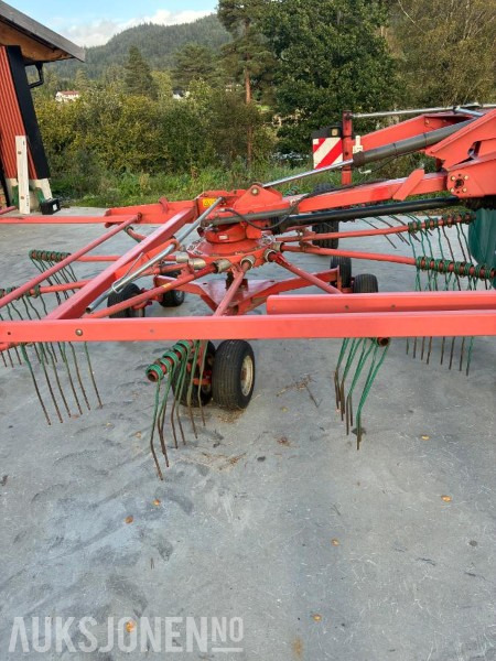 2012 Kverneland 9578C Rake - Makineri bujqësore: foto 3 2012 Kverneland 9578C Rake - Makineri bujqësore: foto 3