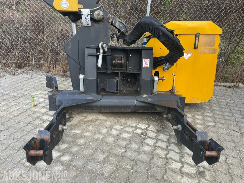 2012 McConnel PA 8085 Power Arm med RH1500 Kantklipper/Beitepusser - Makineri bujqësore: foto 2 2012 McConnel PA 8085 Power Arm med RH1500 Kantklipper/Beitepusser - Makineri bujqësore: foto 2