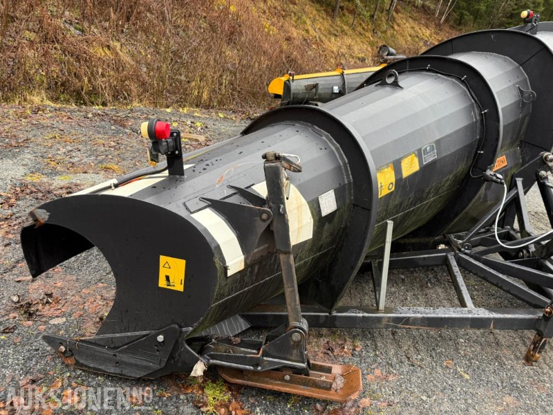 2013 Tellefsdal Snøskjær 360cm - Makineri bujqësore: foto 5 2013 Tellefsdal Snøskjær 360cm - Makineri bujqësore: foto 5