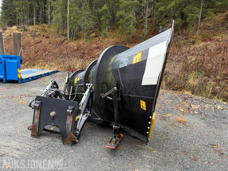 2013 Tellefsdal Snøskjær 360cm - Makineri bujqësore: foto 4 2013 Tellefsdal Snøskjær 360cm - Makineri bujqësore: foto 4