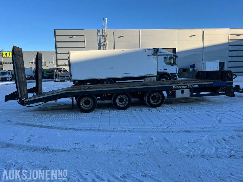 2018 Chief tain Maskintralle 27T m/hydrauliske kjørebruer - Makineri bujqësore: foto 2 2018 Chief tain Maskintralle 27T m/hydrauliske kjørebruer - Makineri bujqësore: foto 2