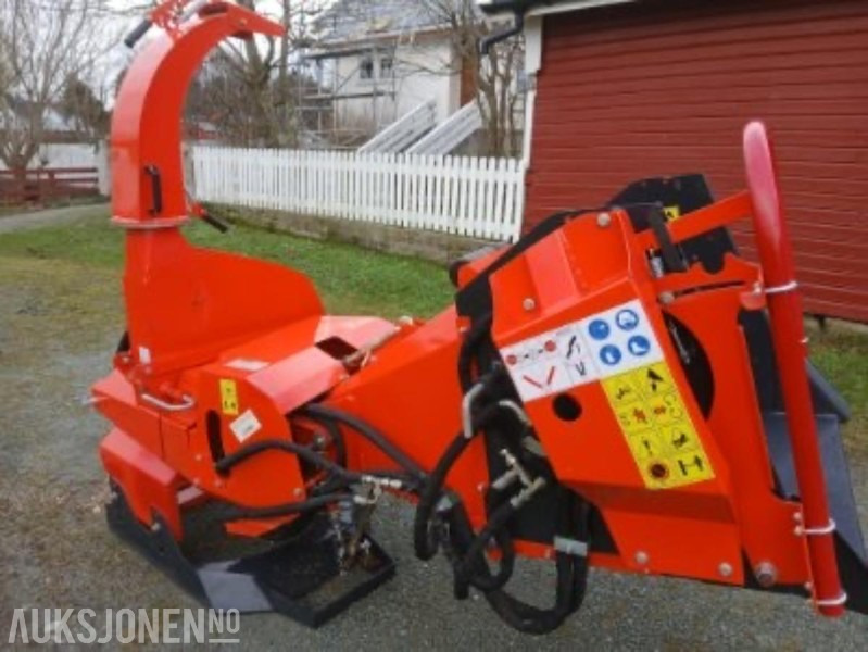 FLISHUGGER WC52R / 15 CM HYDRAULISK INNMATING. 3PUNKT FESTE - Makineri bujqësore: foto 2 FLISHUGGER WC52R / 15 CM HYDRAULISK INNMATING. 3PUNKT FESTE - Makineri bujqësore: foto 2
