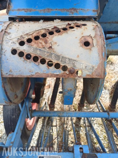 Nordsten Lifromatic såmaskin - Makineri bujqësore: foto 5 Nordsten Lifromatic såmaskin - Makineri bujqësore: foto 5