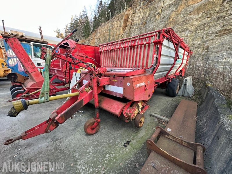PÖTTINGER TREND 2 LESSEVOGN TIL TRAKTOR - Makineri bujqësore: foto 2 PÖTTINGER TREND 2 LESSEVOGN TIL TRAKTOR - Makineri bujqësore: foto 2