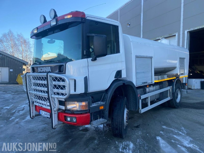 2000 Scania P-serie - Spylebil - Nyrestaurert - 4x4 - Mjet bujqësor/ Special: foto 1 2000 Scania P-serie - Spylebil - Nyrestaurert - 4x4 - Mjet bujqësor/ Special: foto 1