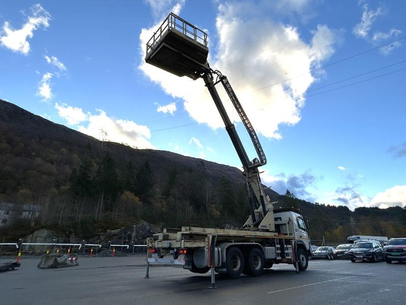 2013 Volvo FMX 370 6X4 med NORMET Esslift 1000 plattform / korg - nylig EU godkjent - Mjet bujqësor/ Special: foto 3 2013 Volvo FMX 370 6X4 med NORMET Esslift 1000 plattform / korg - nylig EU godkjent - Mjet bujqësor/ Special: foto 3