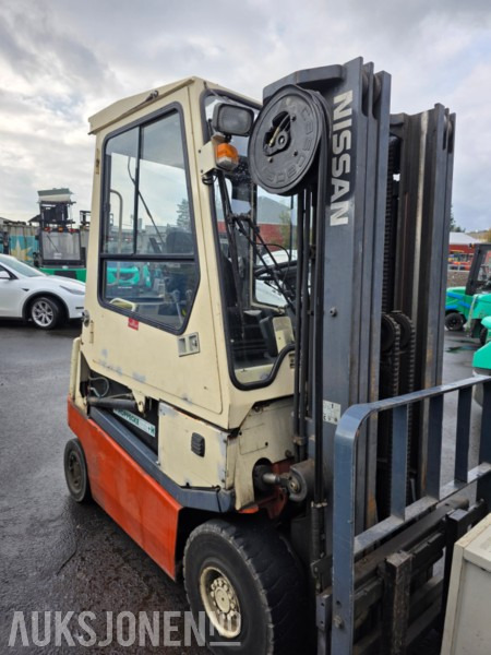 1998 Nissan Q02L25U truck 2,5 T - Pajisje për trajtimin e materialeve: foto 3 1998 Nissan Q02L25U truck 2,5 T - Pajisje për trajtimin e materialeve: foto 3