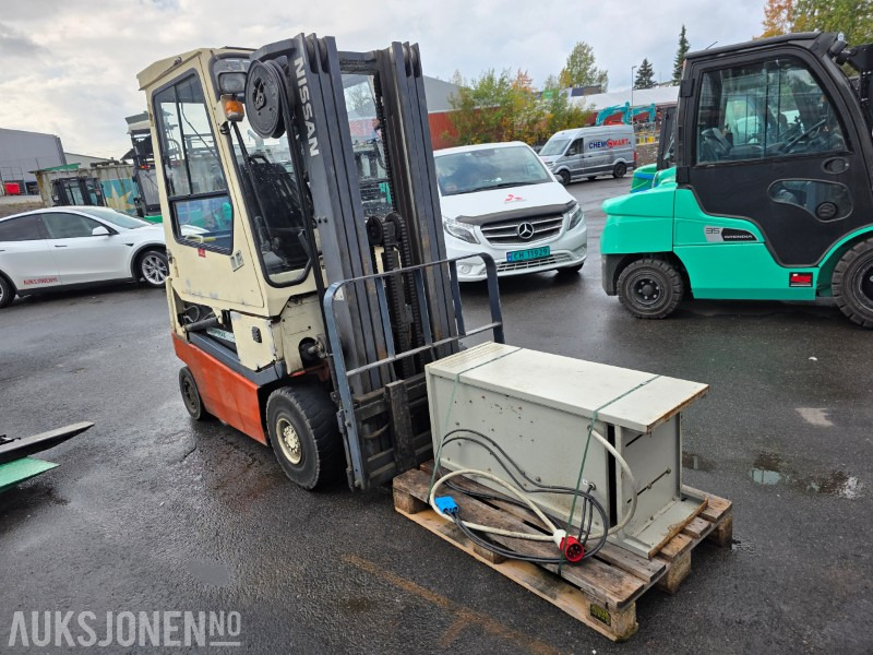 1998 Nissan Q02L25U truck 2,5 T - Pajisje për trajtimin e materialeve: foto 2 1998 Nissan Q02L25U truck 2,5 T - Pajisje për trajtimin e materialeve: foto 2