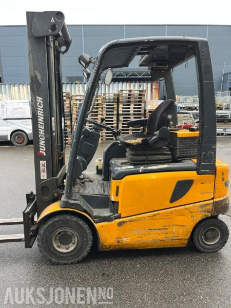 2002 Jungheinrich EFG-VAC 22 - Gaffeltruck - Truck - Pajisje për trajtimin e materialeve: foto 1 2002 Jungheinrich EFG-VAC 22 - Gaffeltruck - Truck - Pajisje për trajtimin e materialeve: foto 1