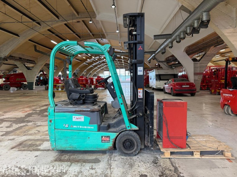2006 Mitsubishi FB16NT gaffeltruck m/lader. - Pajisje për trajtimin e materialeve: foto 4 2006 Mitsubishi FB16NT gaffeltruck m/lader. - Pajisje për trajtimin e materialeve: foto 4