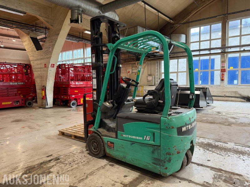 2006 Mitsubishi FB16NT gaffeltruck m/lader. - Pajisje për trajtimin e materialeve: foto 5 2006 Mitsubishi FB16NT gaffeltruck m/lader. - Pajisje për trajtimin e materialeve: foto 5