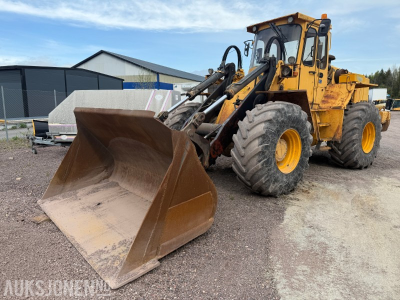 Volvo L120 Hjullaster - 4x4 - Gjerstad 2900L skuff - Nylig byttet dekk - Vekt montert - Fadrom me goma: foto 2 Volvo L120 Hjullaster - 4x4 - Gjerstad 2900L skuff - Nylig byttet dekk - Vekt montert - Fadrom me goma: foto 2