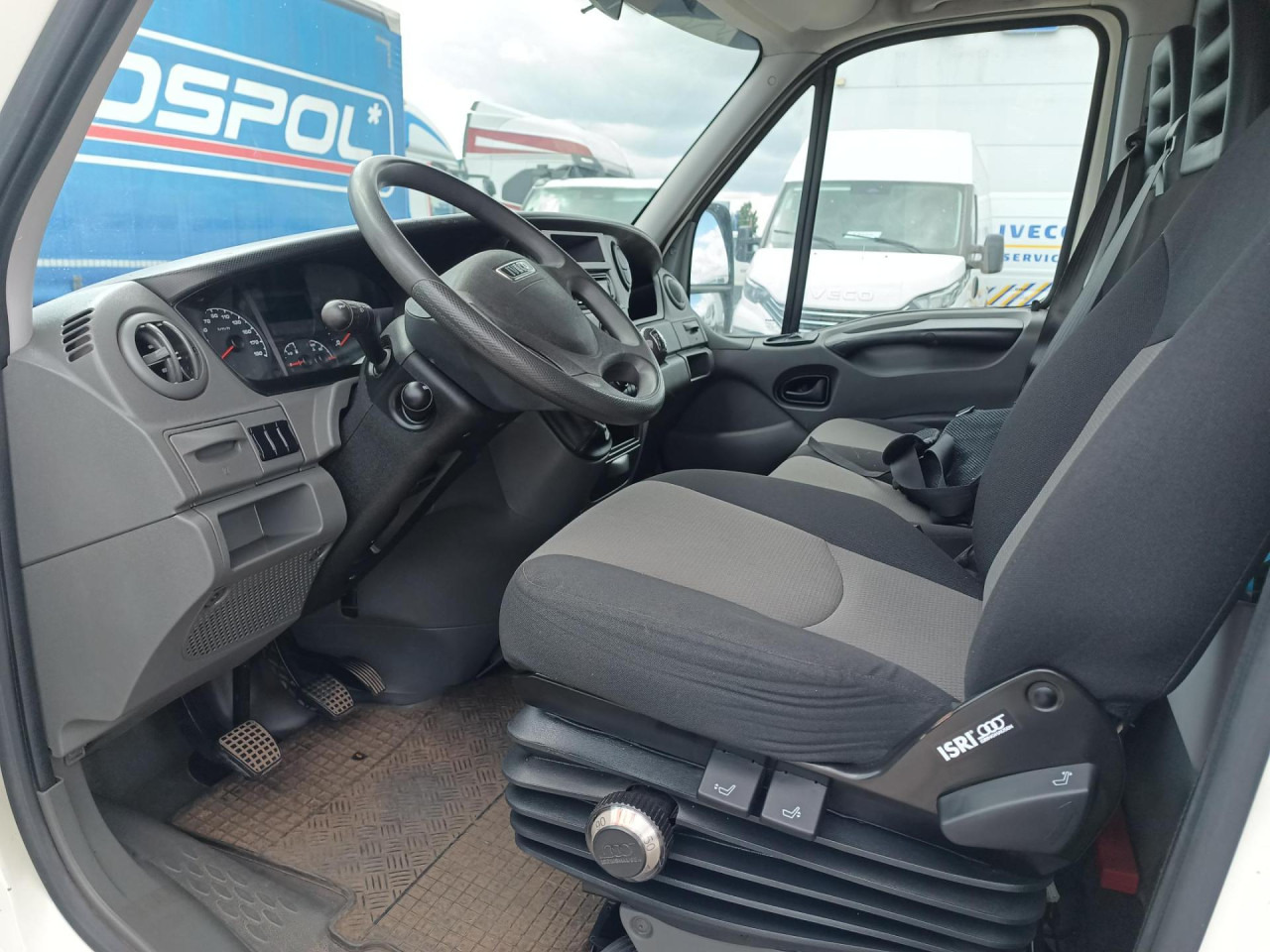 IVECO Daily 35C15 3,0l - Kamioncine me kontinier: foto 4 IVECO Daily 35C15 3,0l - Kamioncine me kontinier: foto 4