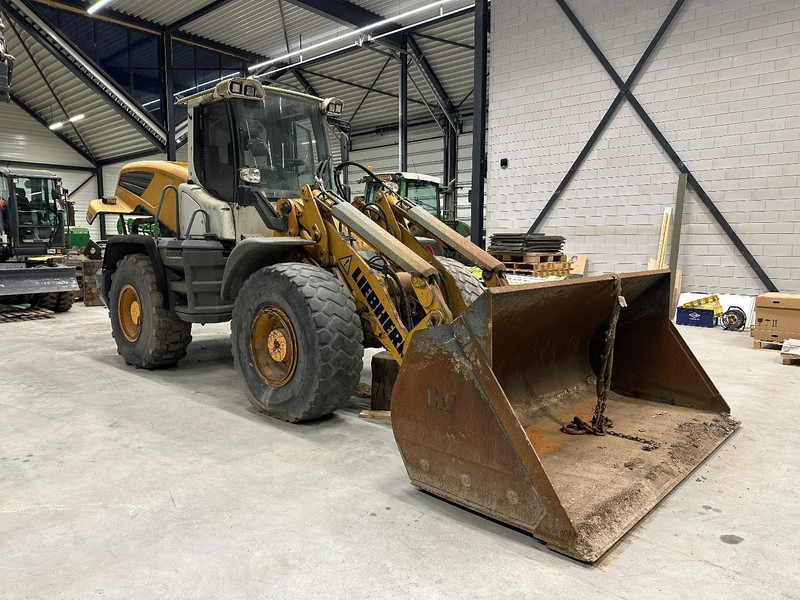 Liebherr L542 L 542 | Electric problem - Fadrom: foto 2 Liebherr L542 L 542 | Electric problem - Fadrom: foto 2