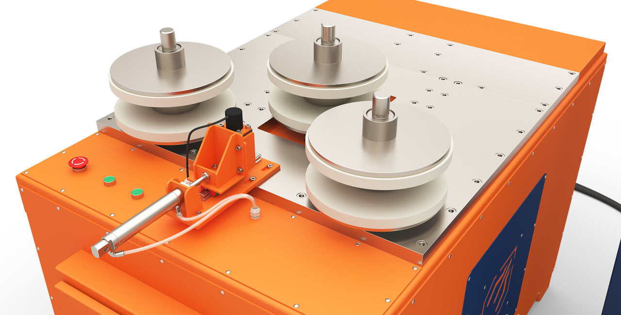 Wise Service Automatic machine for bending aluminum profile WS790 - Vegël makinerie: foto 4 Wise Service Automatic machine for bending aluminum profile WS790 - Vegël makinerie: foto 4