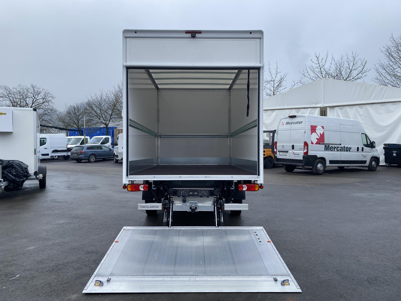 FIAT DUCATO L4 1+2, 180PS, 2.2L | ALU-BOX 4200mm + LADERAMPE + LAGER - Kamioncine me kontinier: foto 1 FIAT DUCATO L4 1+2, 180PS, 2.2L | ALU-BOX 4200mm + LADERAMPE + LAGER - Kamioncine me kontinier: foto 1