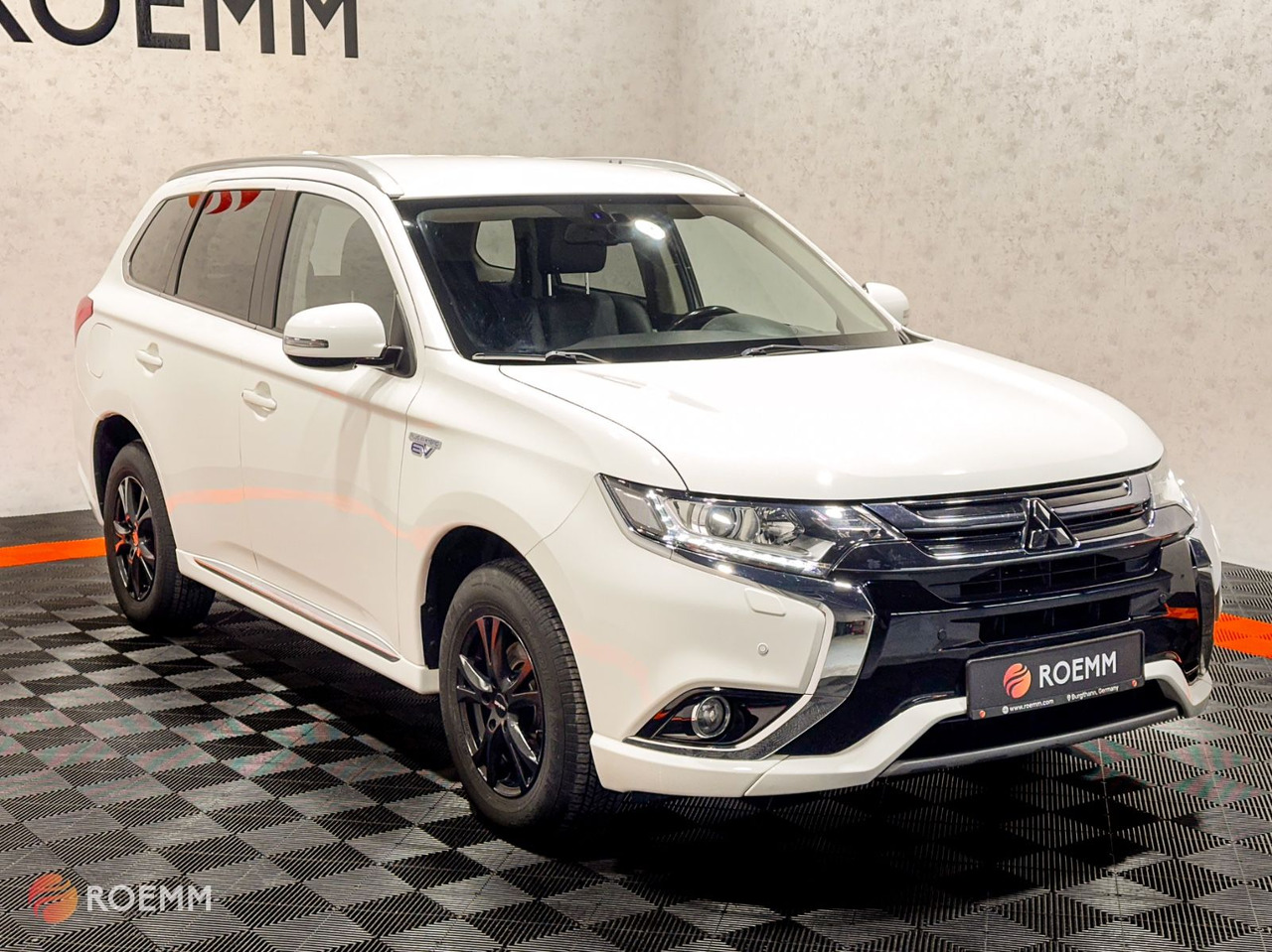 Mitsubishi Outlander PHEV Basis 4WD*GARANTIE*Touchscreen* - SUV: foto 4 Mitsubishi Outlander PHEV Basis 4WD*GARANTIE*Touchscreen* - SUV: foto 4
