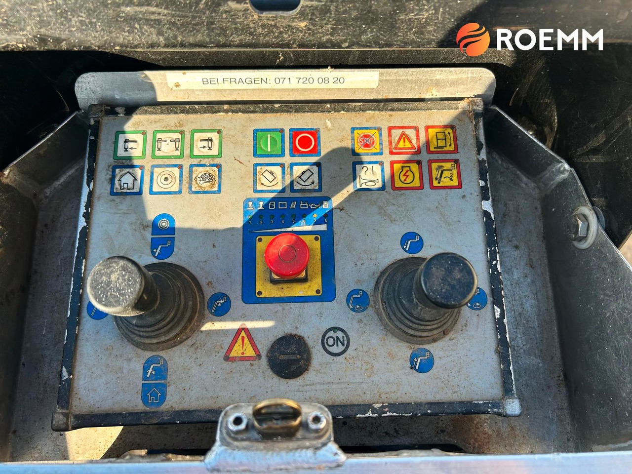 Renault F241 P220B Maxity* - Platformë ajrore e montuar në kamion: foto 5 Renault F241 P220B Maxity* - Platformë ajrore e montuar në kamion: foto 5