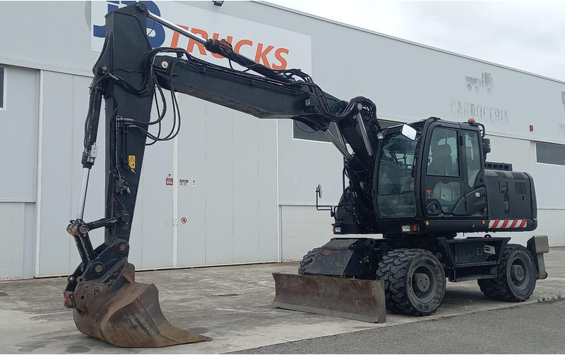 Hitachi ZX170W-6 - Ekskavator me goma: foto 2 Hitachi ZX170W-6 - Ekskavator me goma: foto 2