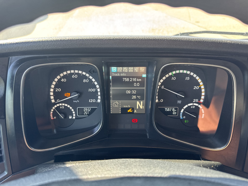 Mercedes-Benz Actros 1848 LS GIGA SPACE Lowliner - Gjysmë-kamion: foto 5 Mercedes-Benz Actros 1848 LS GIGA SPACE Lowliner - Gjysmë-kamion: foto 5