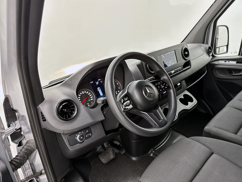 Mercedes-Benz Sprinter 316 2.2 CDI L2H2 Inrichting 220v omvormer Achteruitrijcamera Navigatie Werkbank - Furgon: foto 4 Mercedes-Benz Sprinter 316 2.2 CDI L2H2 Inrichting 220v omvormer Achteruitrijcamera Navigatie Werkbank - Furgon: foto 4