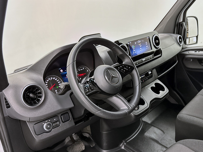 Mercedes-Benz Sprinter 317 1.9 CDI L3H2 Pro Achteruitrijcamera Stoelverwarming Cruise Control Betimmering - Furgon i vogël: foto 4 Mercedes-Benz Sprinter 317 1.9 CDI L3H2 Pro Achteruitrijcamera Stoelverwarming Cruise Control Betimmering - Furgon i vogël: foto 4