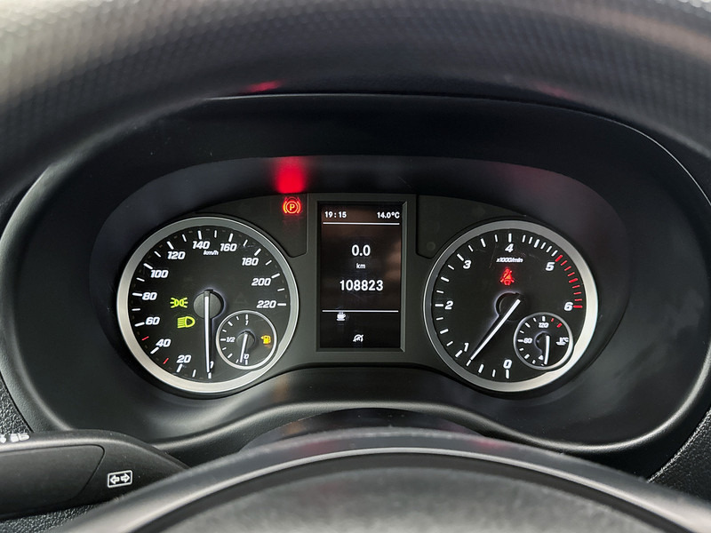 Mercedes-Benz Vito 116 CDI Lang Navigatie Camera + sensoren Cruise control Trekhaak Cruise control - Furgon i vogël: foto 5 Mercedes-Benz Vito 116 CDI Lang Navigatie Camera + sensoren Cruise control Trekhaak Cruise control - Furgon i vogël: foto 5