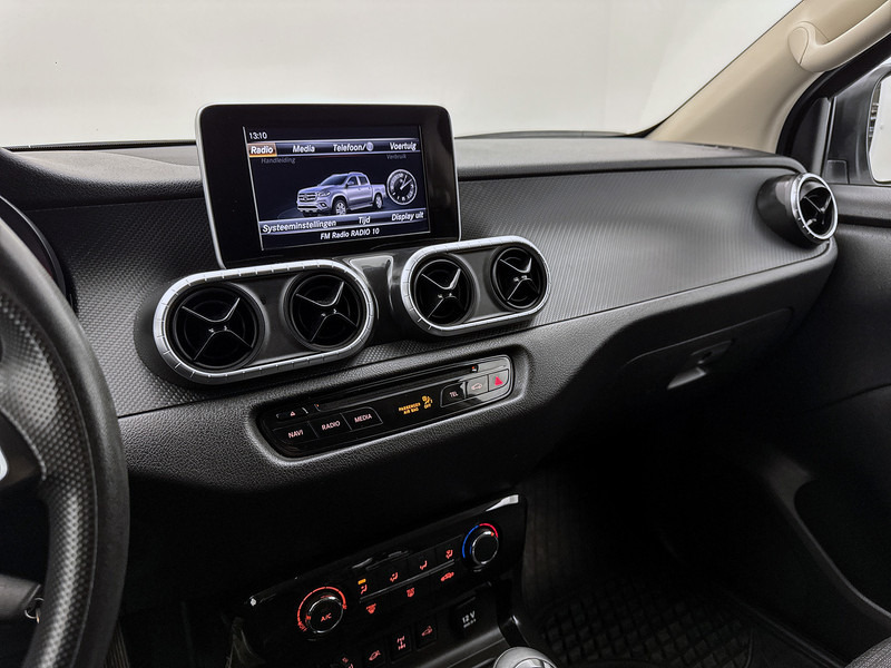 Mercedes-Benz X-Klasse 220 d 4-MATIC Pure Roll-cover 3.5t trekhaak Camera Stoelverwarming - Pick up: foto 5 Mercedes-Benz X-Klasse 220 d 4-MATIC Pure Roll-cover 3.5t trekhaak Camera Stoelverwarming - Pick up: foto 5